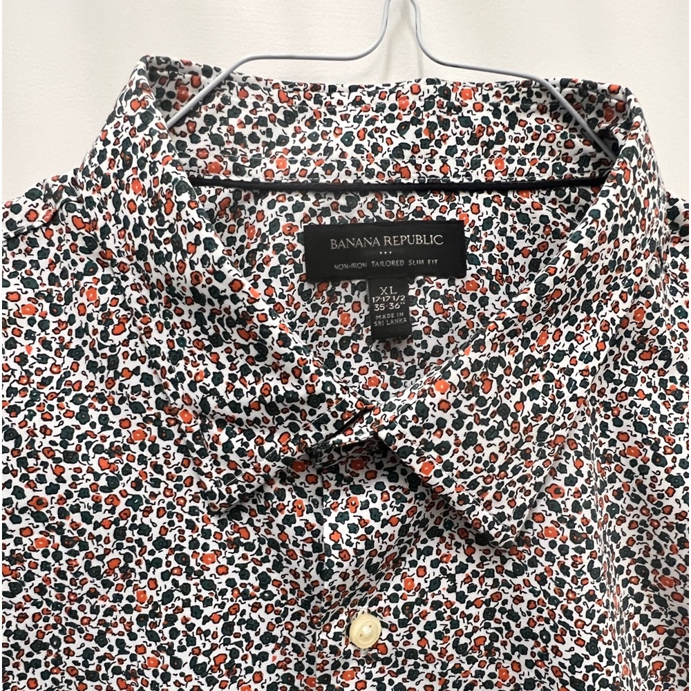 Banana Republic Men’s Long Sleeve Button Down Shirt